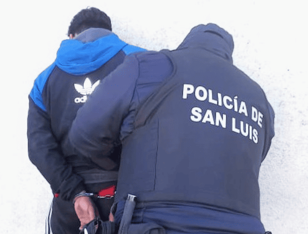 Una discusión terminó con dos personas demoradas y una motocicleta secuestrada en Villa Mercedes