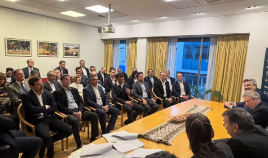 Petroleras de Vaca Muerta financiarán rutas en Neuquén