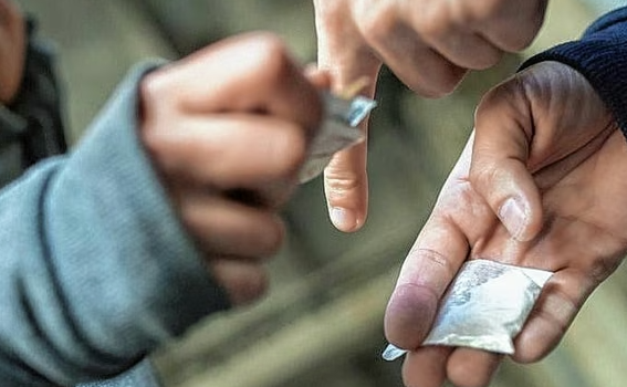 Alerta por el consumo de drogas desde los 8 años en barrios populares