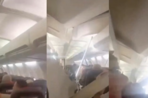 Terror en pleno vuelo: se desprendió parte del techo de un avión