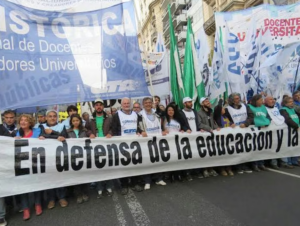 Gremios universitarios rechazaron la oferta y anunciaron medidas