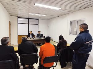 Lo acusan de obligar a su expareja a abortar y cumplirá 120 días de prisión domiciliaria