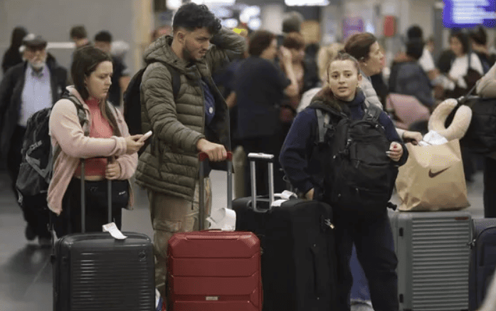 ATE amenazó con retomar las protestas en aeropuertos tras no llegar a un acuerdo