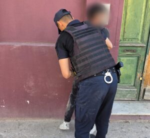 Un hombre fue detenido por una riña, insultos y agresión en la vía pública deVilla Mercedes