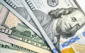 El dólar se mantuvo arriba de los $1.500 y cerró la semana sin cambios