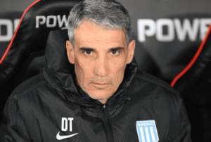 Tras la derrota ante Huracán, el ciclo de Vojvoda en Racing se sostiene partido a partido