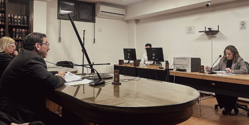 Robo, violación de domicilio e incumplimiento de una domiciliaria: pidieron 18 meses