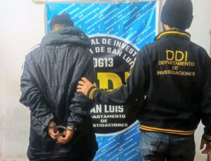 Detuvieron a un joven buscado por lesiones, violación de domicilio y daños