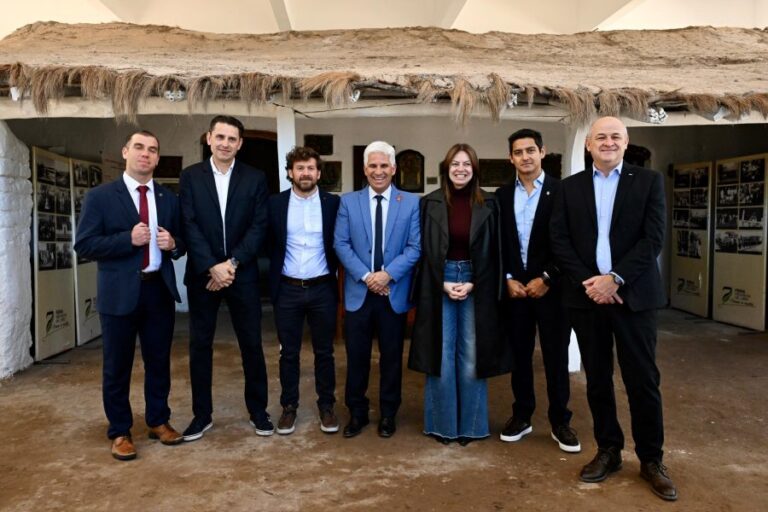 Pettovello en San Luis: la agenda reservada no evitó los reclamos