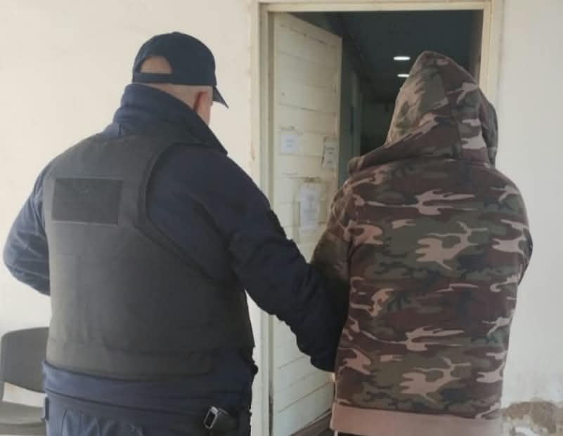 Prisión preventiva para un hombre acusado de amenazar a su expareja con un cuchillo