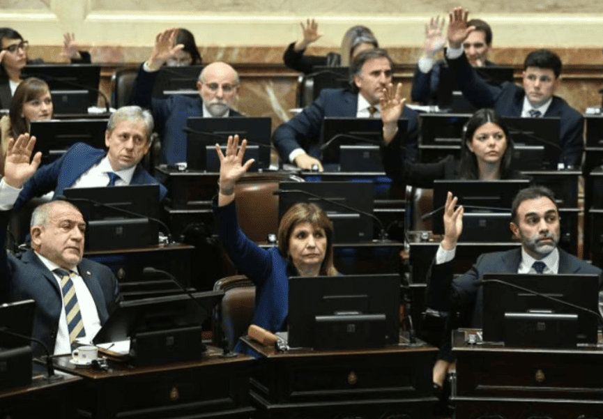 El Senado aprobó la reforma de la carta orgánica del Banco Central y vuelve a Diputados