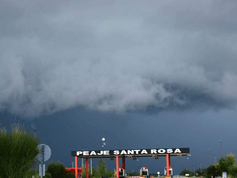 San Luis: rige una alerta por tormentas, caída de granizo y fuertes ráfagas de viento