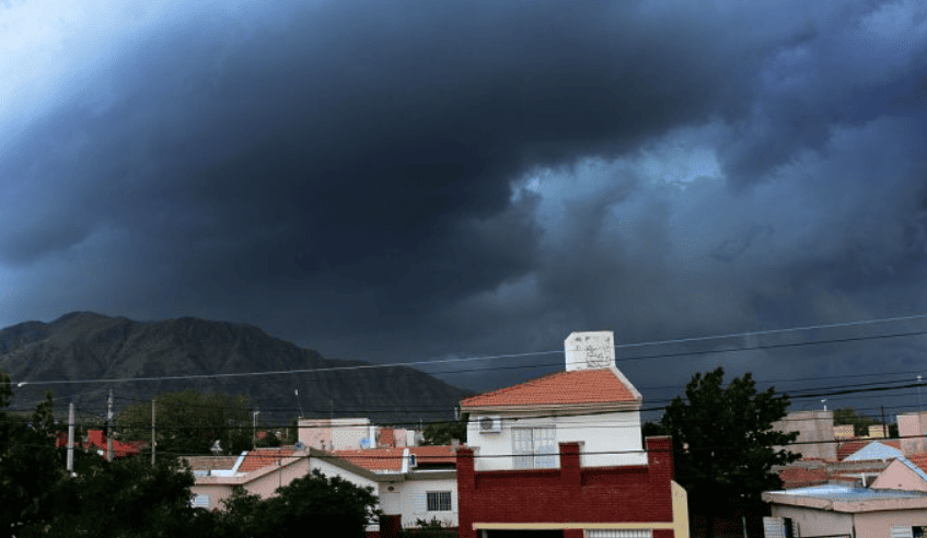San Luis bajo alerta por tormentas, granizo y fuerte actividad eléctrica
