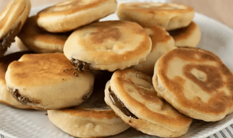 Tortitas esponjosas sin horno: la receta fácil para rellenar con lo que quieras