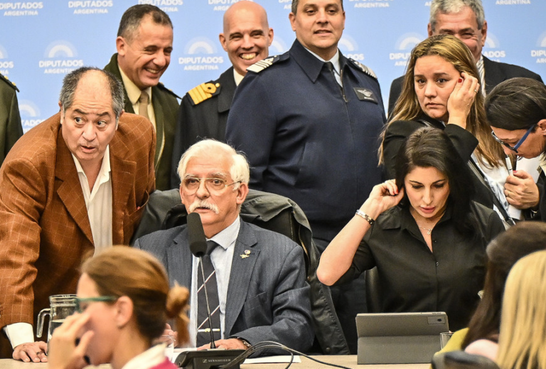 Presión de Estados Unidos y falta de votos: el Gobierno frena la Ley Malvinas
