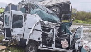 Accidente fatal en la Ruta 39: un chofer llevaba a una mujer y a su hijo a un control médico y murieron tras chocar con un camión