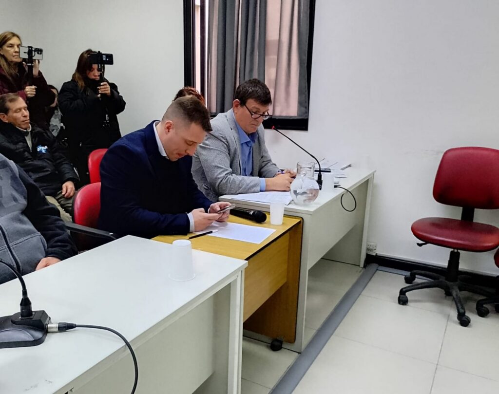 Agresión a periodistas: Alcaje seguirá imputado, pero quedó en libertad