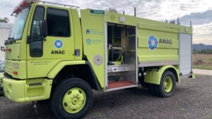 El aeropuerto de San Luis quedó sin sus dos autobombas y peligran los vuelos