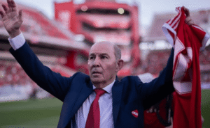 Ricardo Bochini anunció que acompañará a Gastón Gaudio en las elecciones de Independiente