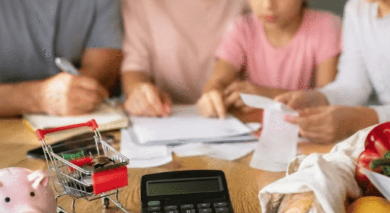 Canasta básica: una familia tipo necesitó $1.632.505 para no ser pobre en septiembre