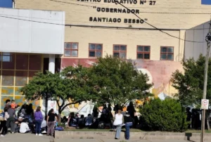 Merlo: una adolescente fue golpeada por cuatro compañeras y hubo una protesta escolar