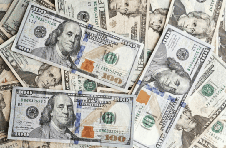 El dólar inició octubre sin cambios, a un paso de los $1.550