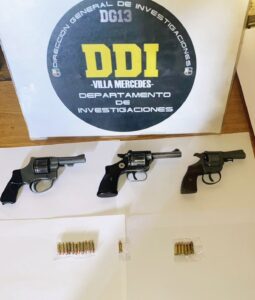 Allanamientos en Villa Mercedes: secuestraron tres armas y droga valuada en casi $3 millones