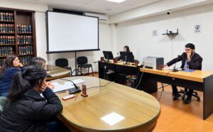 Piden un año y seis meses de prisión para dos acusados de robar mercadería en un supermercado