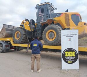 Investigan una defraudación y secuestraron una máquina vial en Paso Grande