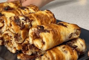 Rollos de manzana, nuez y chocolate, facilísimos y en 20 minutos
