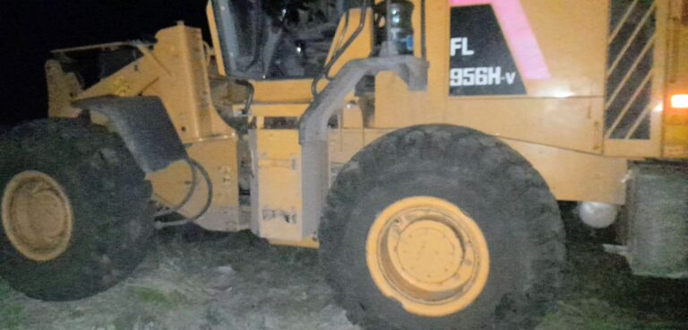 Murió un trabajador rural en un accidente con una pala cargadora en San Martín